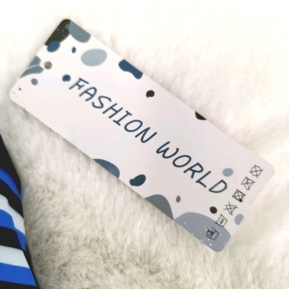 Fashion World NWT Women's L Padded Stripe Swimsuit - Picture 6 of 9